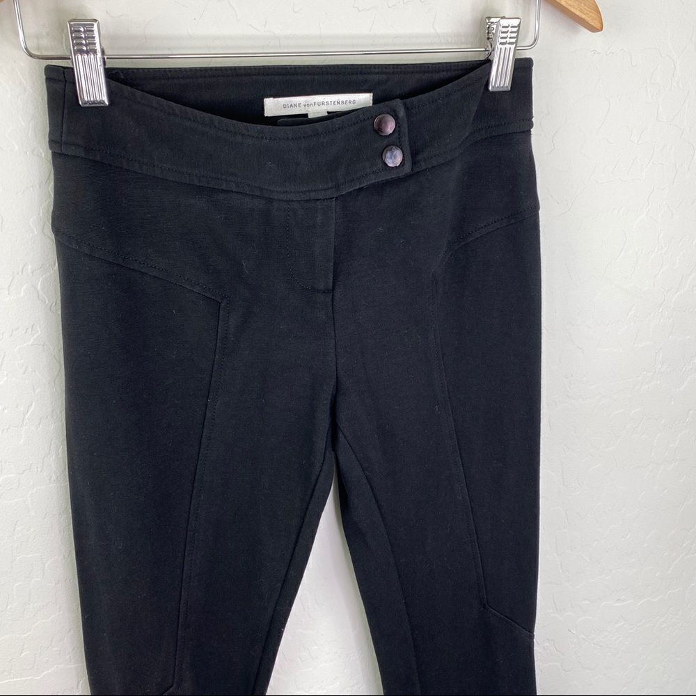 Diane Von Furstenburg black knit slim pant size 2